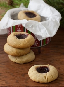 Raspberry Peanut Butter and Jelly Cookies